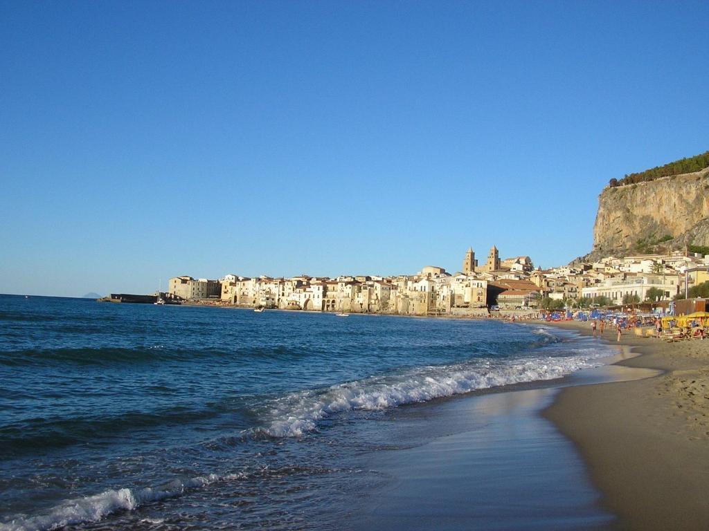 B&B Arcobaleno Cefalù Exterior foto
